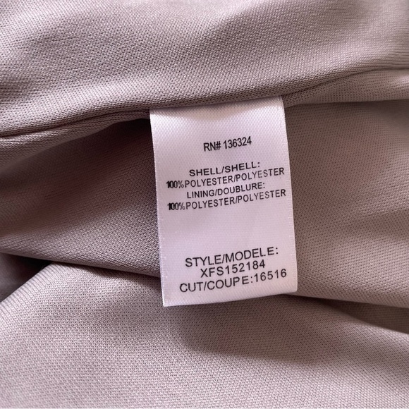 H Halston Metallic Crackle Silver High Neck Halter Mini Cocktail Dress EUC Sz 6 - Picture 10 of 12